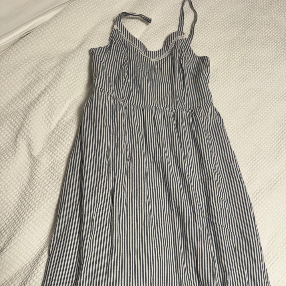 Sleeveless maxi dress